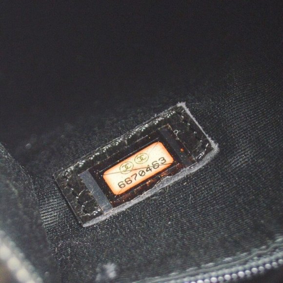 Chanel Medallion Quilted Hand Tote Bag Purse Black Caviar Skin - Picture 3 of 16